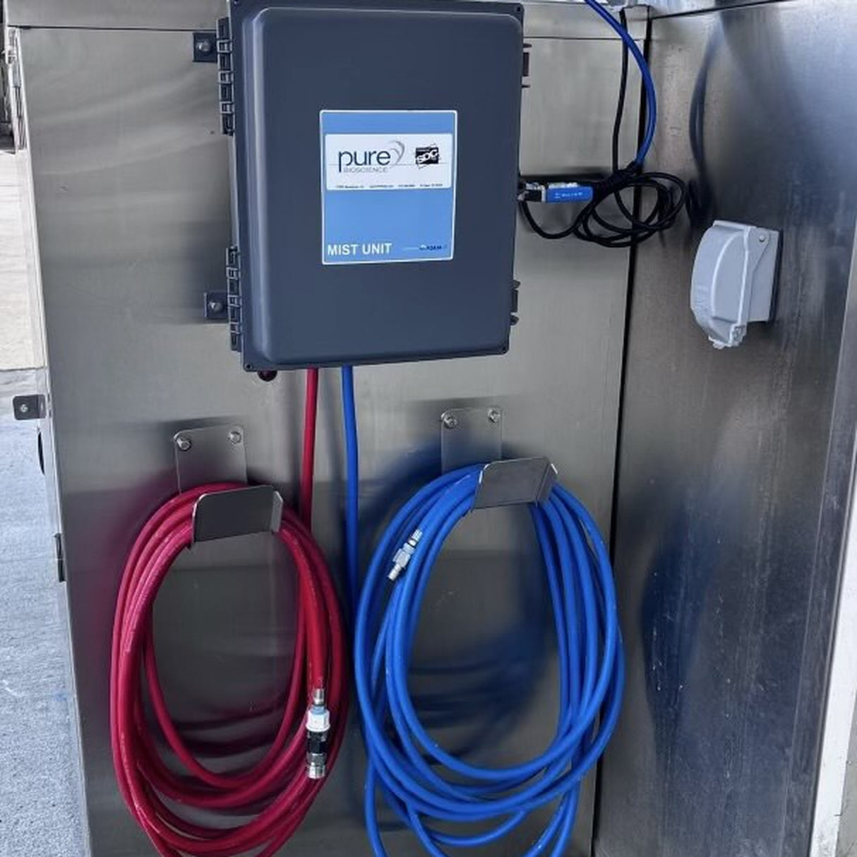 Wall Mounted Timer/Pump for Misting Cube